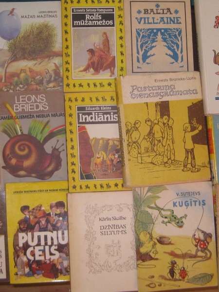 GRĀMATU MIXLIS 26