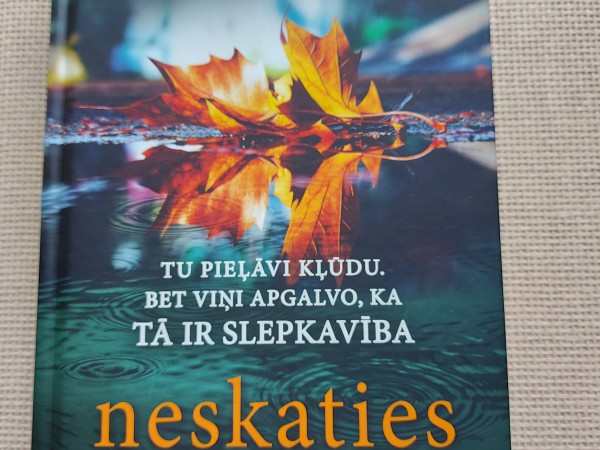 Neskaties uz mani