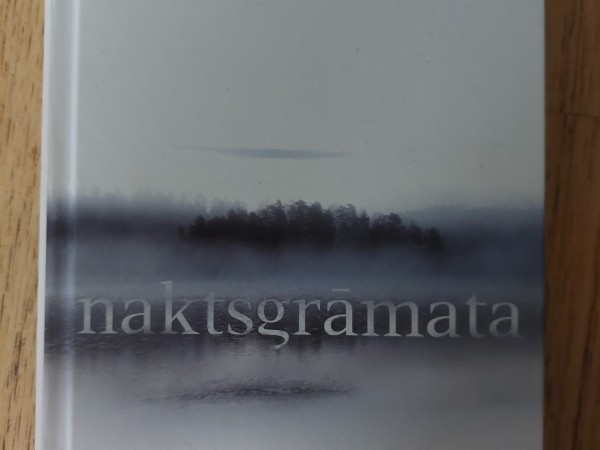 Naktsgrāmata