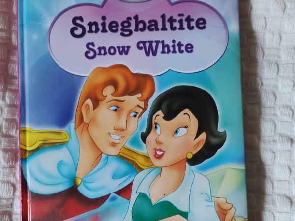 Sniegbaltīte
