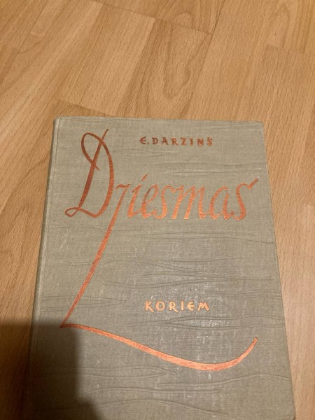 Dziesmas koriem