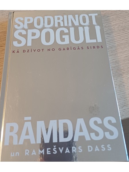 Spodrinot spoguli