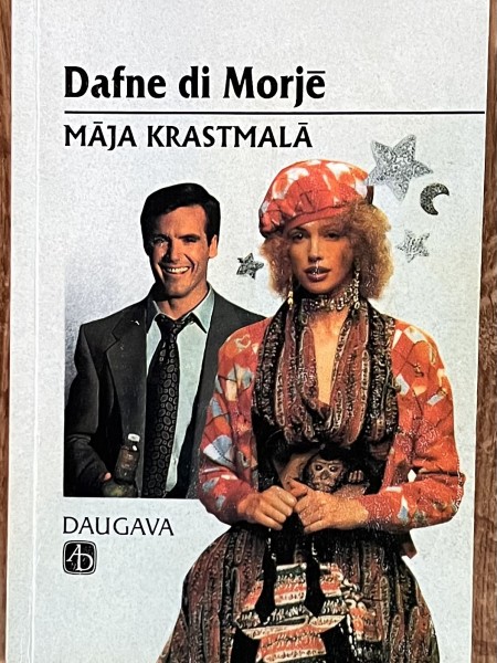 Māja krastmalā