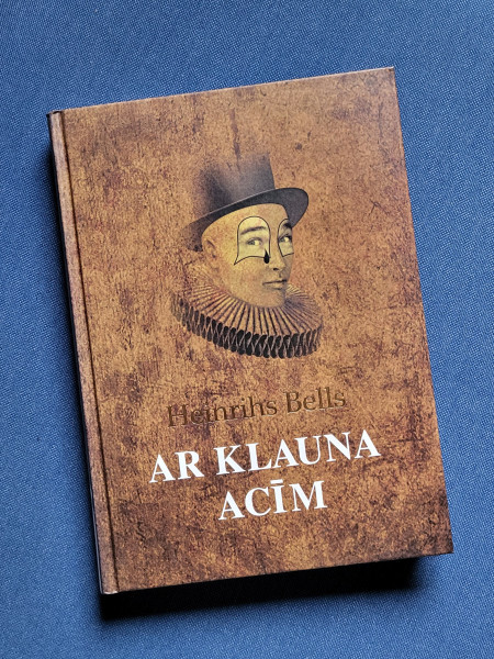 Ar klauna acīm