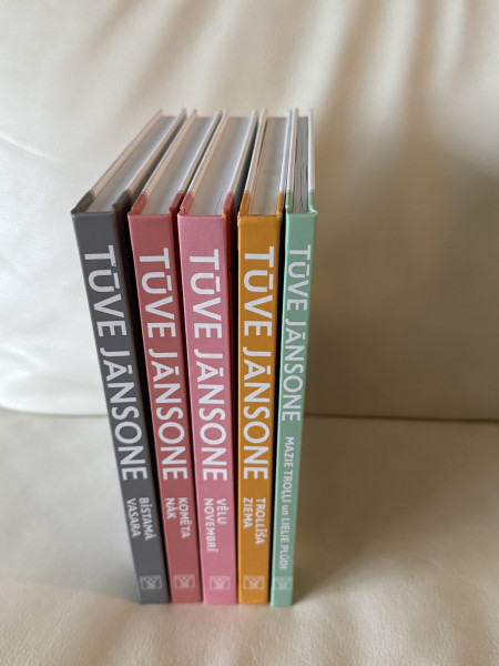 Tūve Jānsone komplekts