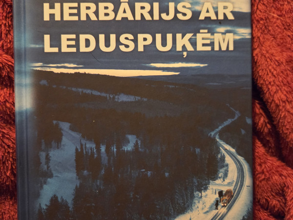 Herbārijs ar ledsspuķēm