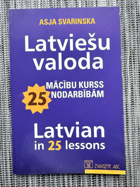 Latviešu valoda. Mācību kurss 25 nodarbībām