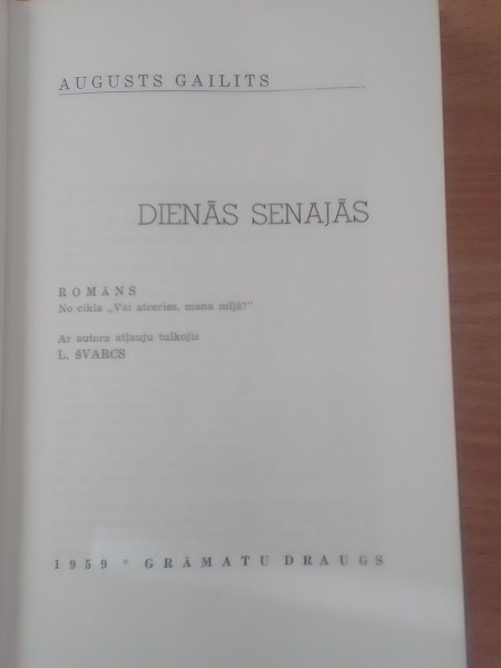 Dienās senajās