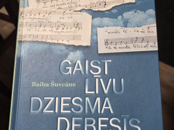 Gaist līvu dziesma debesīs