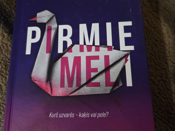Pirmie meli