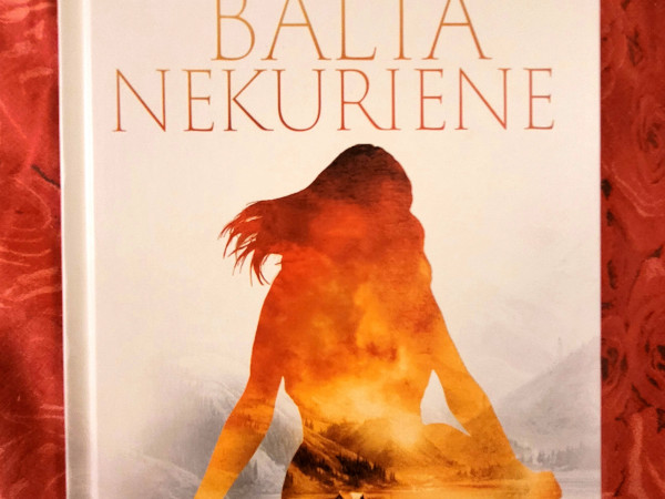 Baltā nekuriene