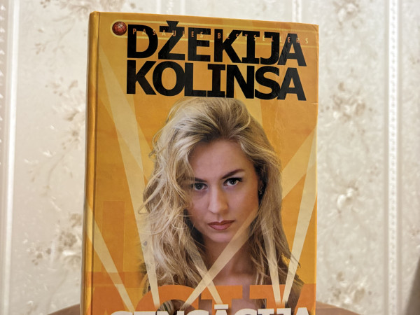 Džekija Kolinsa - Sensācija